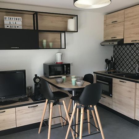 Studio Front De Mer Avec Terrasse Et Acces Direct Plage A Merville-Franceville - Fr-1-487-329 Экстерьер фото